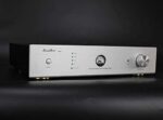 SoundArtist PRE-1 Preamp HiFi Pre-Amplifier Vacuum TubeAmplifier with Remote Control (Silver Panel)